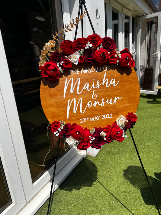 Red Rose Round Wooden Board