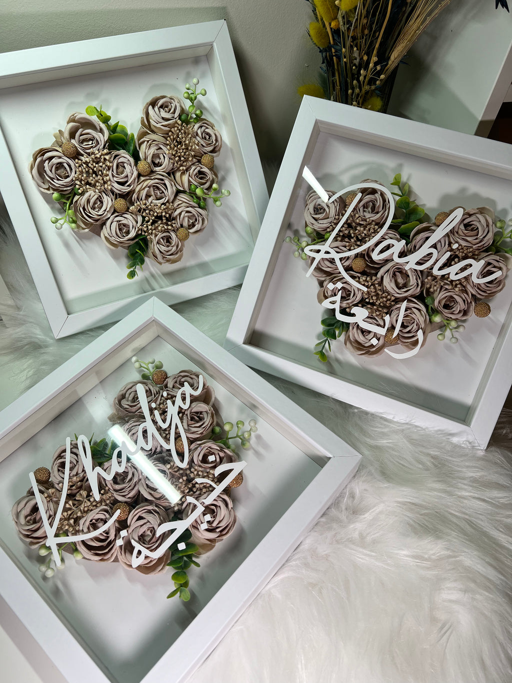 Cream Rose Heart Frame