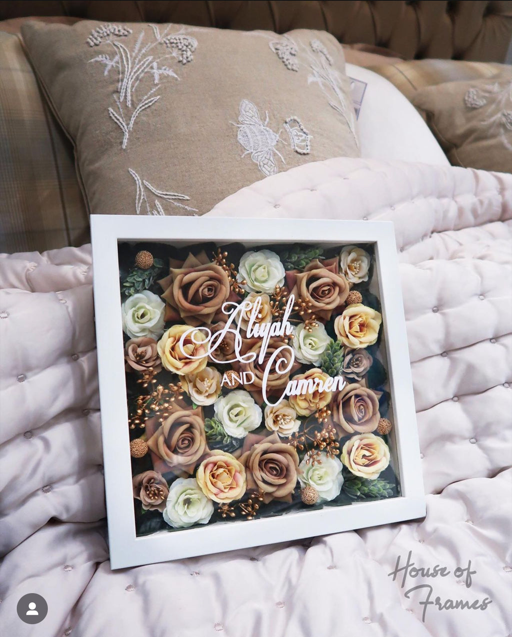 Customise Juliet Flower Frame